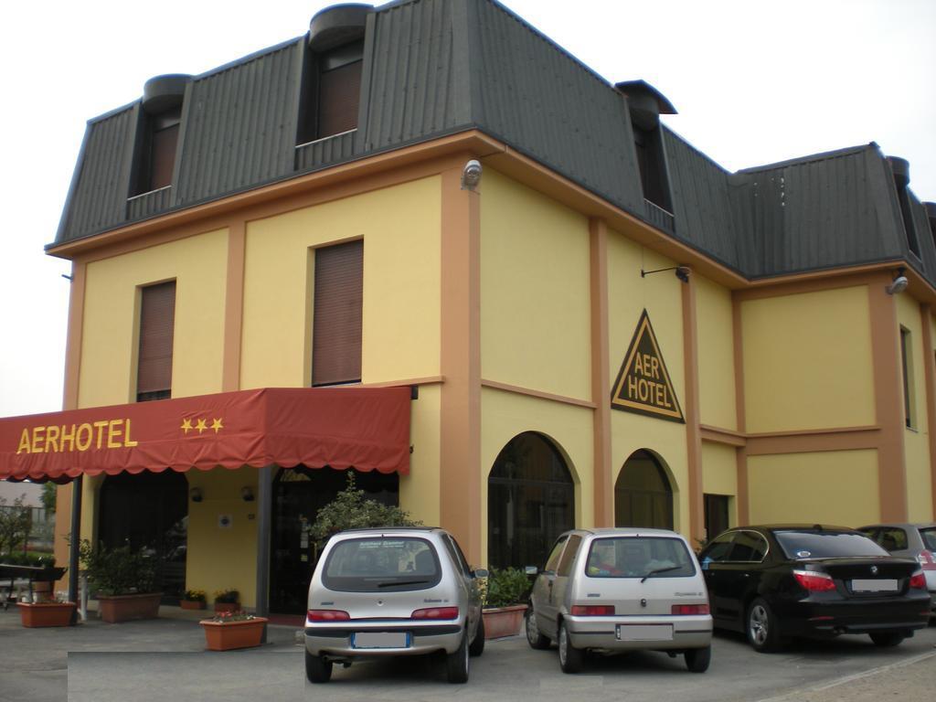 Aer Hotel Malpensa Oleggio Extérieur photo