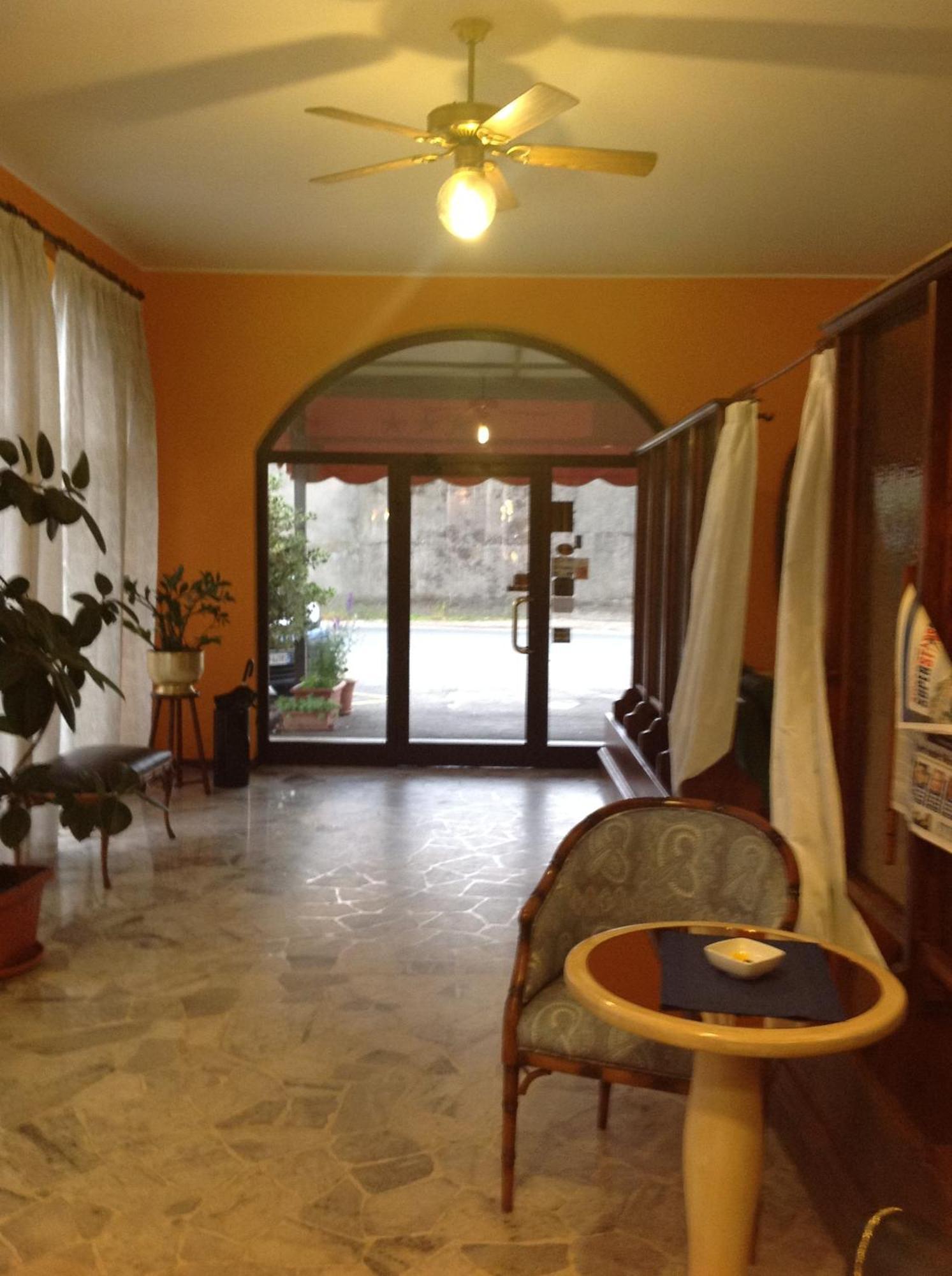 Aer Hotel Malpensa Oleggio Extérieur photo