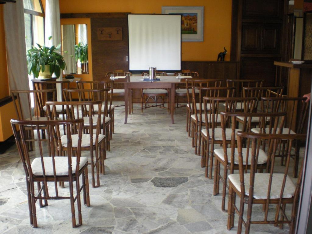 Aer Hotel Malpensa Oleggio Extérieur photo
